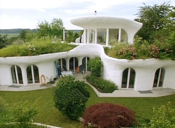 Earth House - Eco friendly