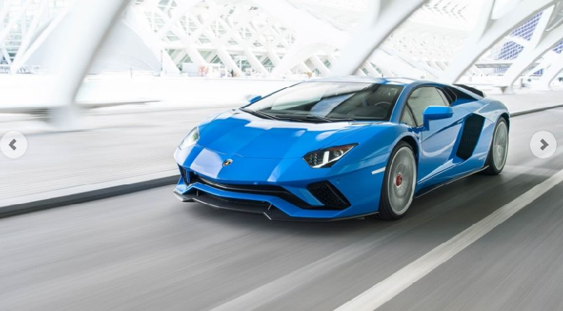 Mrekullia e fundit e prezantuar quhet Lamborghini Aventador S
