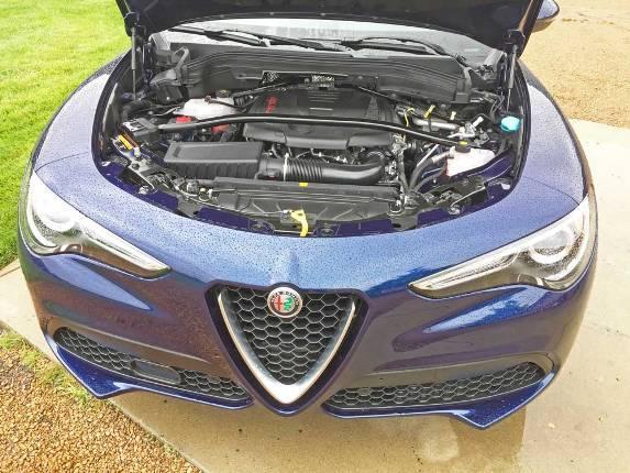 Alfa Romeo prezanton Stelvio Ti