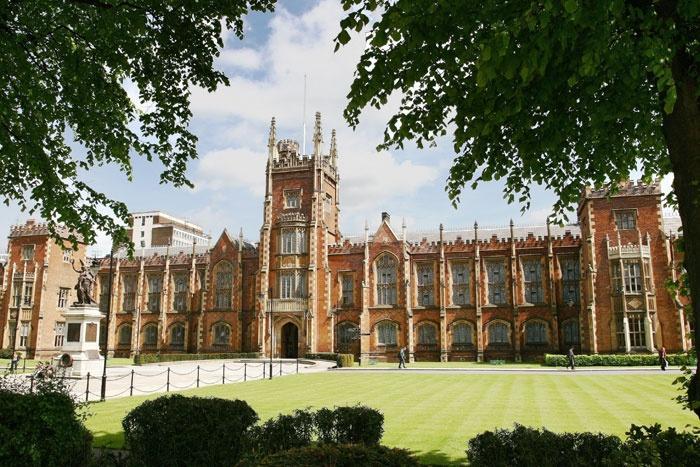 Universiteti Mbretreshs, Belfast, Irlanda e Veriut