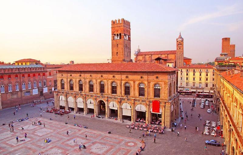 Universiteti i Bolonjs, Itali