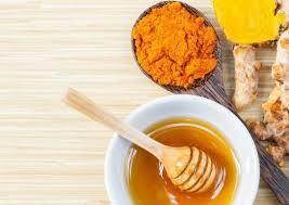 T kombinosh mjaltin me shafranin e Indis do t thot t prziesh dy antibiotik t fuqishm q na ka dhuruar natyra.