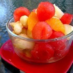 Sallatë frutash e lëngshme